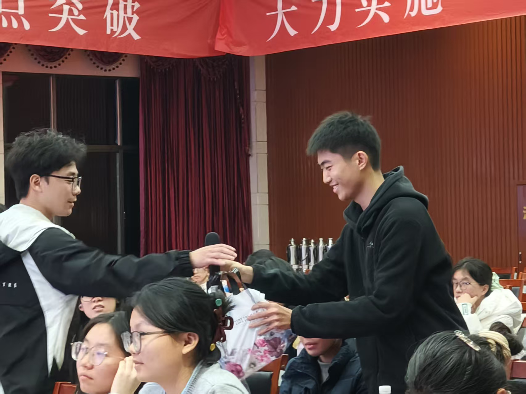 f4b98b61a2b7486bb5f8c656aceda830.png f4b98b61a2b7486bb5f8c656aceda830.png